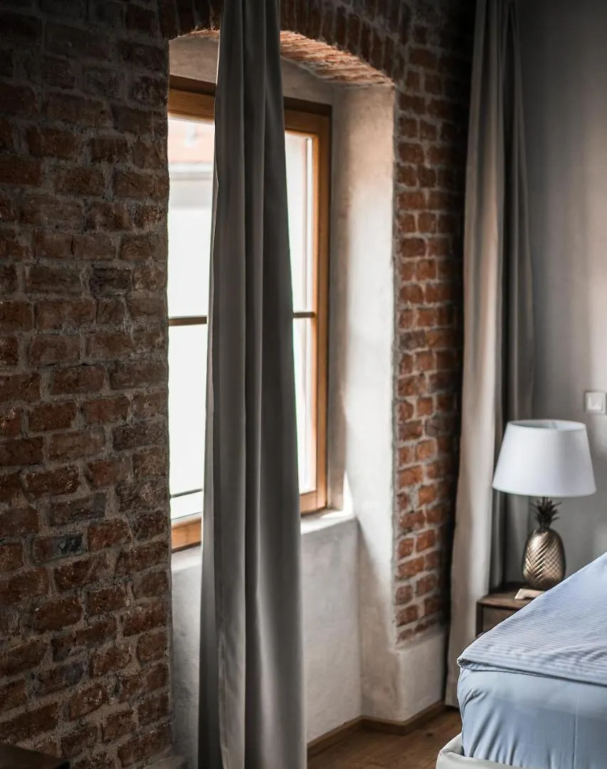 Hotel Rote19 Regensburg 4*,